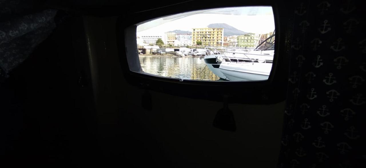 Hotel House Boat à Torre del Greco Extérieur photo